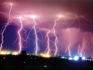 Record Breaking Climates of 2012 Attribute to Increased Lightning Strikes